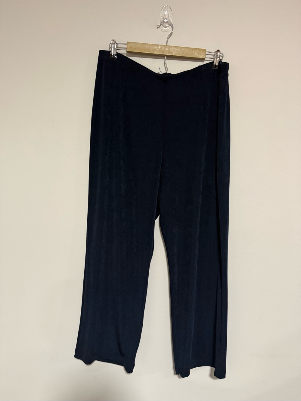 Chico’s Travelers Navy No Tummy Pull On Wide Leg Slinky Pants Size 3 XL Short